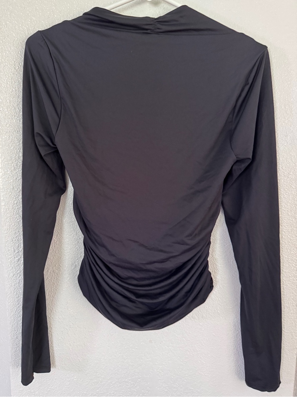 Windsor Black Long-Sleeve Ruched Top - Picture 4 of 4